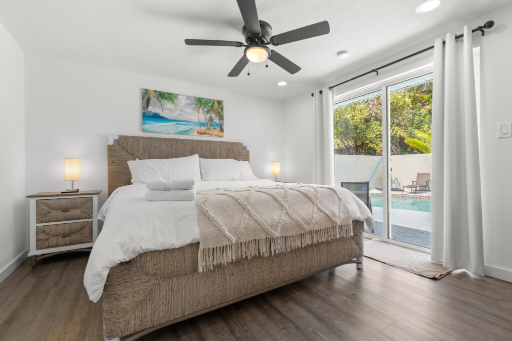 Alice Road, Sarasota, Florida 34231
